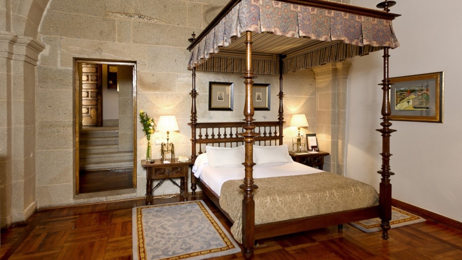 Parador de Santiago de Compostela - Hostal Reis Catolicos