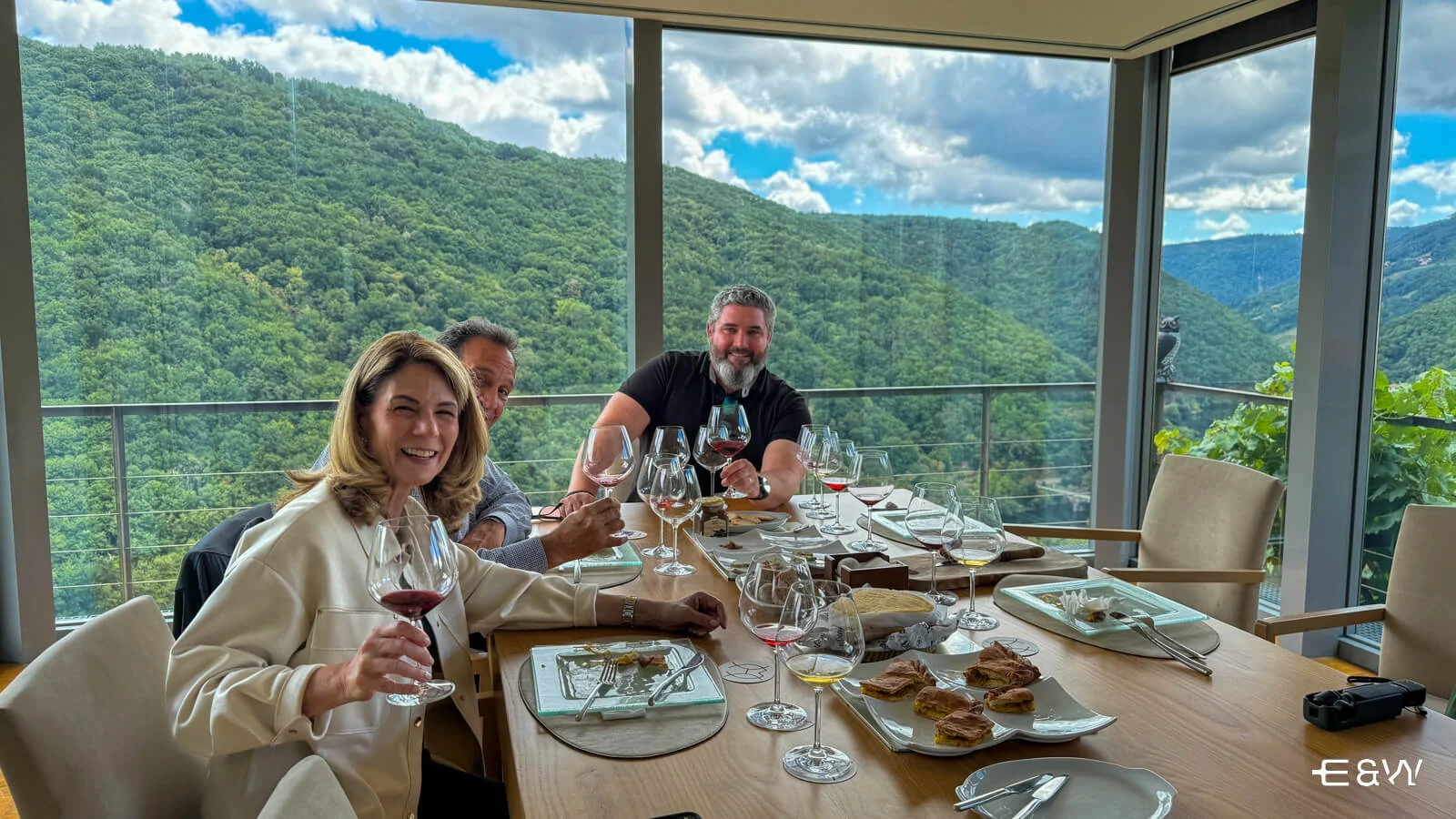 Eat & Walkabout - Sean O Rourke Food & Wine Tour Expert wine tasting in Ribeira Sacra wine Region