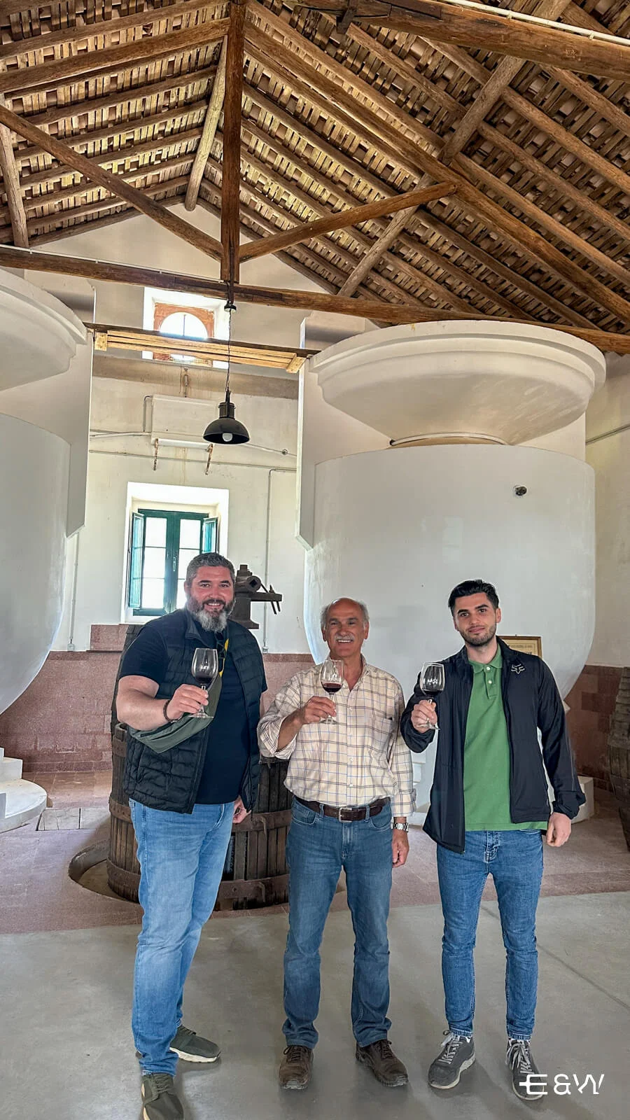 Eat & Walkabout - Sean O Rourke Food & Wine Tour Expert wine tasting in the Algarve