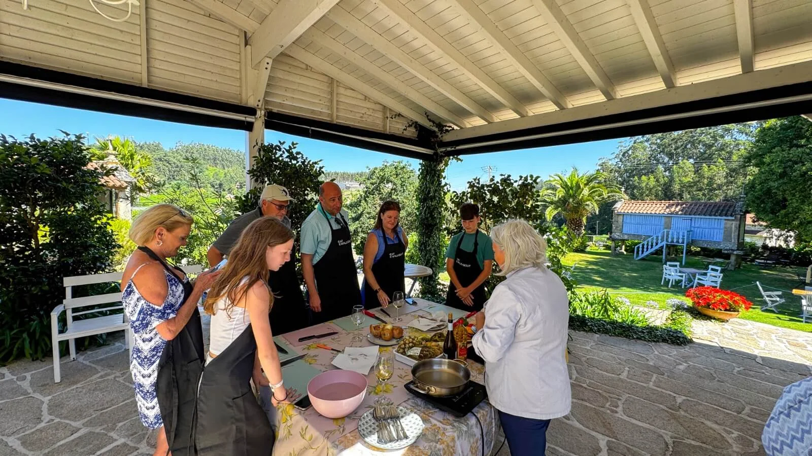 Cook & Taste Gourmet Rias Baixas: Market or Winery to Table Food Experience in Galicia - Hands-on Cooking class for Families