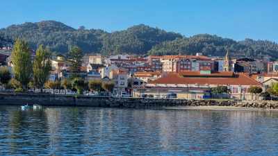 Live Virtual Walking Tour of Cangas do Morrazo: Fishing Port & Market