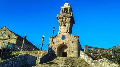 A Lost Camino de Santiago Trail of O Morrazo: Cornfields, Vineyards & Legends of Witches