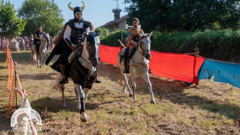 Medieval Knights Jousting Competition at Moaña Antiqua Festival 